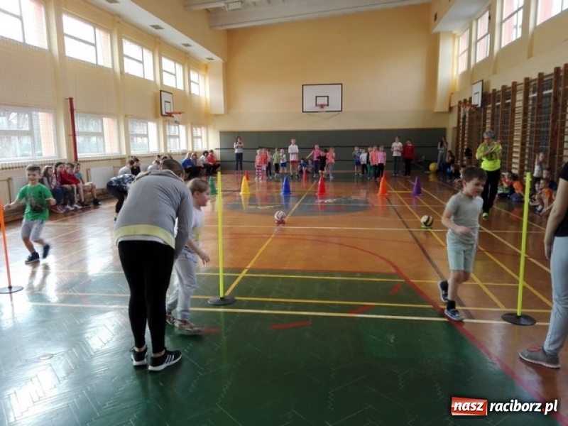 Zdjęcie w galerii na portalu naszraciborz.pl: Dzień otwarty w SP15 wiadomości z regionu