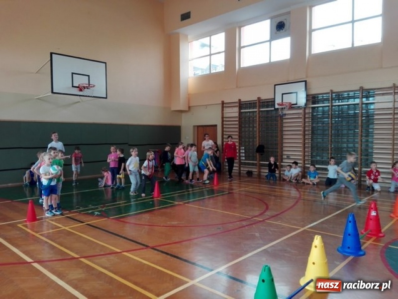 Zdjęcie w galerii na portalu naszraciborz.pl: Dzień otwarty w SP15 wiadomości z regionu