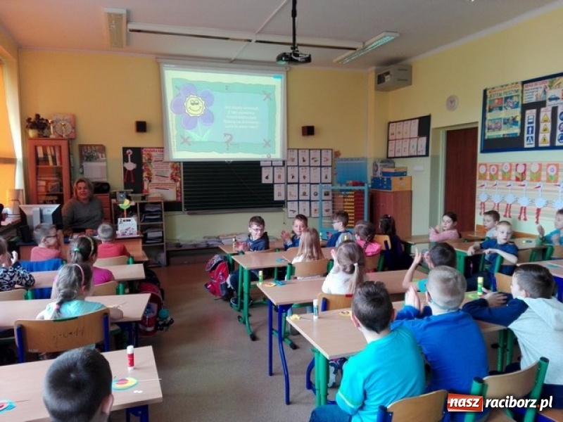Zdjęcie w galerii na portalu naszraciborz.pl: Dzień otwarty w SP15 wiadomości z regionu
