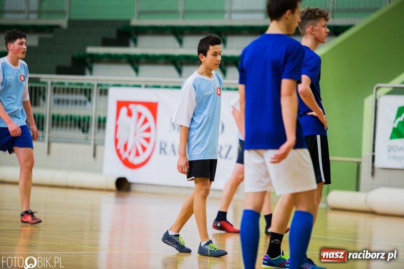 Zdjęcie w galerii na portalu naszraciborz.pl: Finały miejskie w piłce ręcznej szkół podstawowych wiadomości z regionu