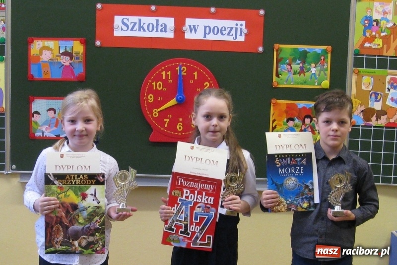 Zdjęcie w galerii na portalu naszraciborz.pl: XIX Powiatowy Konkurs Recytatorski w SP15 wiadomości z regionu