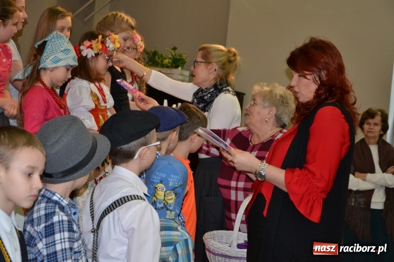 Zdjęcie w galerii na portalu naszraciborz.pl: Jo wom godom… Gminny Konkurs Gwary Śląskiej w Tworkowie wiadomości z regionu