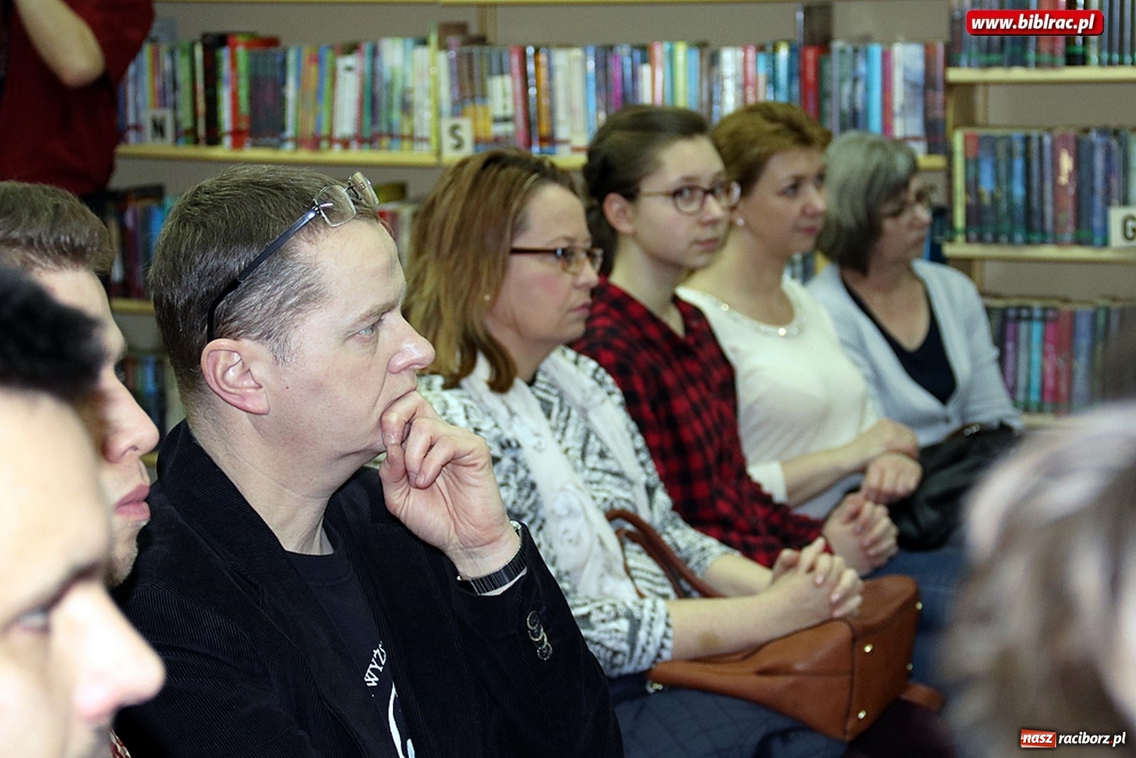 Zdjęcie w galerii na portalu naszraciborz.pl: O fenomenie fotografii - promocja książki Gabrieli Habrom-Rokosz wiadomości z regionu