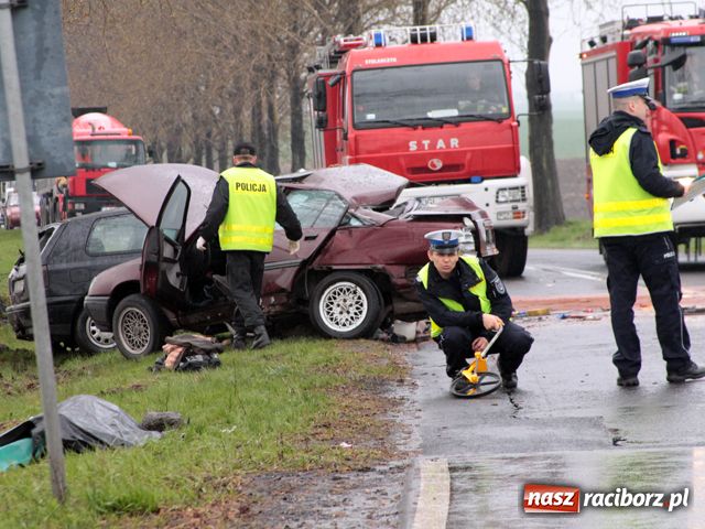 Zdjęcie w galerii na portalu naszraciborz.pl: Śmiertelny wypadek na DW 416 wiadomości z regionu