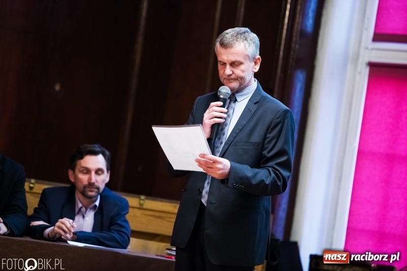 Zdjęcie w galerii na portalu naszraciborz.pl: Mateusz Kubita zwycięzcą Powiatowego Konkursu Wiedzy o Społeczeństwie wiadomości z regionu