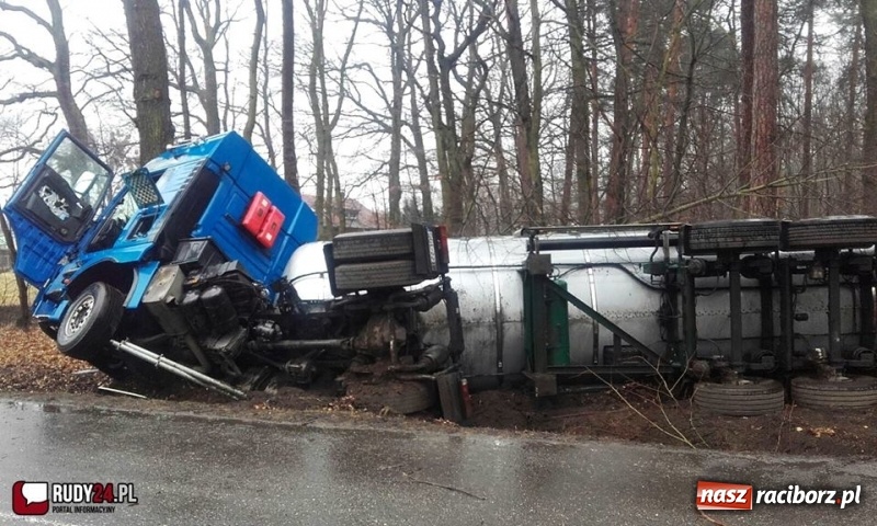 Zdjęcie w galerii na portalu naszraciborz.pl: Akcja Cysterna w Rudach. 23 zastępy zawodowej straży, ewakuacja i duże straty materialne wiadomości z regionu