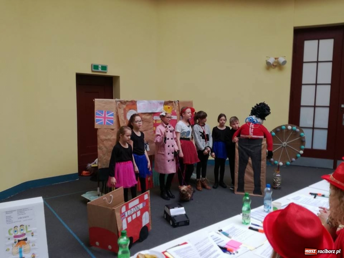 Zdjęcie w galerii na portalu naszraciborz.pl: Uczniowie z Płoni w Olimpiadzie Kreatywności Destination Imagination wiadomości z regionu