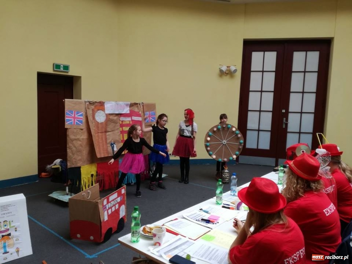 Zdjęcie w galerii na portalu naszraciborz.pl: Uczniowie z Płoni w Olimpiadzie Kreatywności Destination Imagination wiadomości z regionu