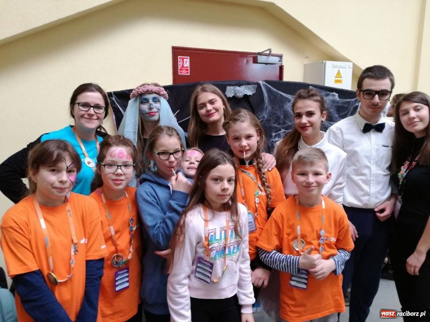 Zdjęcie w galerii na portalu naszraciborz.pl: Uczniowie z Płoni w Olimpiadzie Kreatywności Destination Imagination wiadomości z regionu