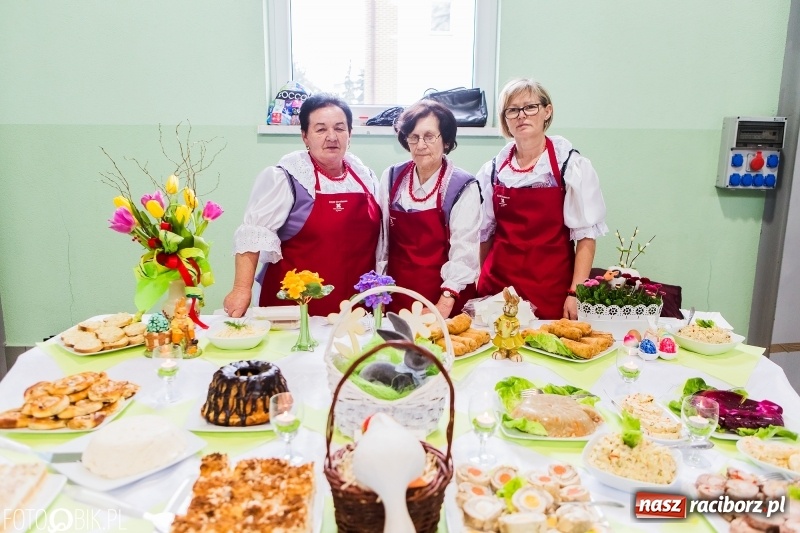 Zdjęcie w galerii na portalu naszraciborz.pl: Wielkanocne Stoły w Pietrowicach Wielkich, czyli smaki ziemi raciborskiej 2018 wiadomości z regionu