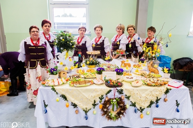 Zdjęcie w galerii na portalu naszraciborz.pl: Wielkanocne Stoły w Pietrowicach Wielkich, czyli smaki ziemi raciborskiej 2018 wiadomości z regionu