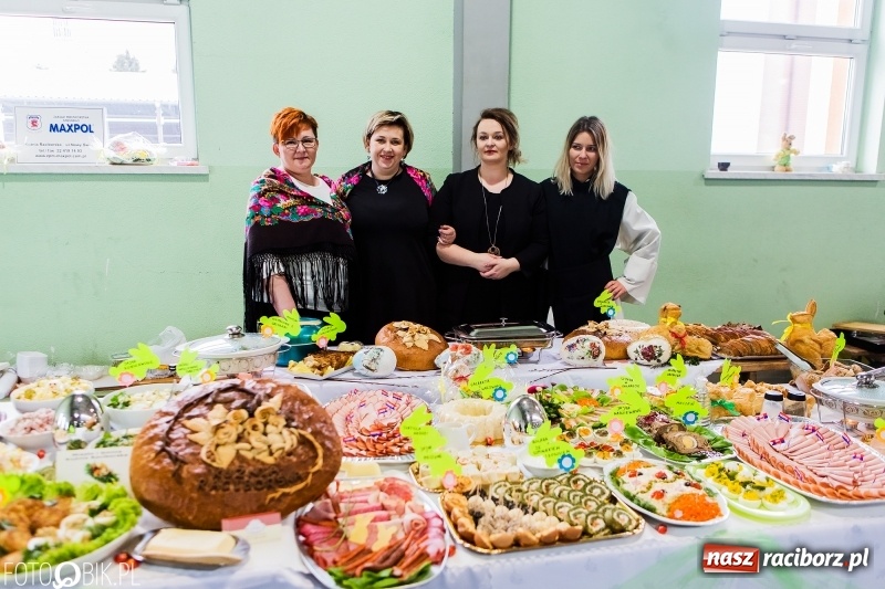 Zdjęcie w galerii na portalu naszraciborz.pl: Wielkanocne Stoły w Pietrowicach Wielkich, czyli smaki ziemi raciborskiej 2018 wiadomości z regionu