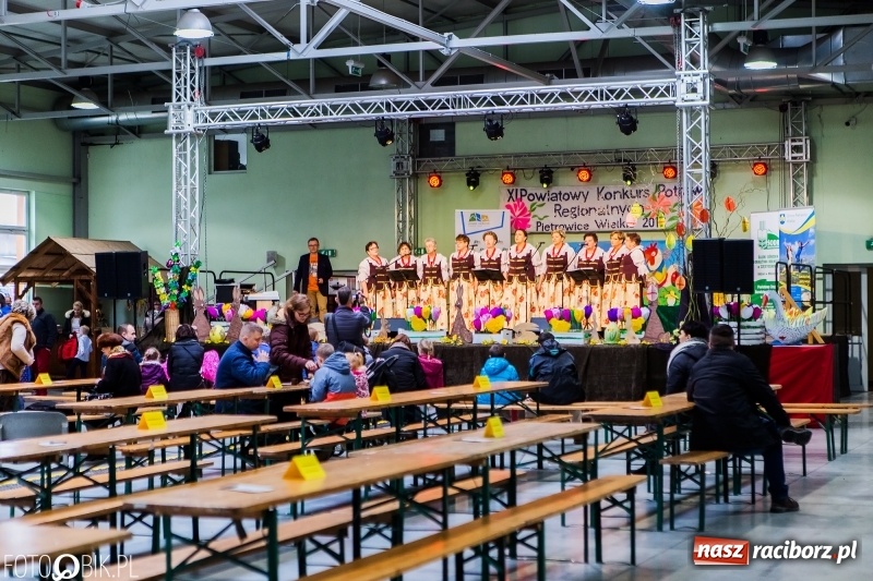 Zdjęcie w galerii na portalu naszraciborz.pl: Wielkanocne Stoły w Pietrowicach Wielkich, czyli smaki ziemi raciborskiej 2018 wiadomości z regionu