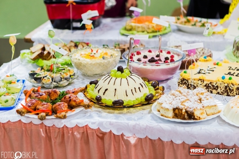Zdjęcie w galerii na portalu naszraciborz.pl: Wielkanocne Stoły w Pietrowicach Wielkich, czyli smaki ziemi raciborskiej 2018 wiadomości z regionu