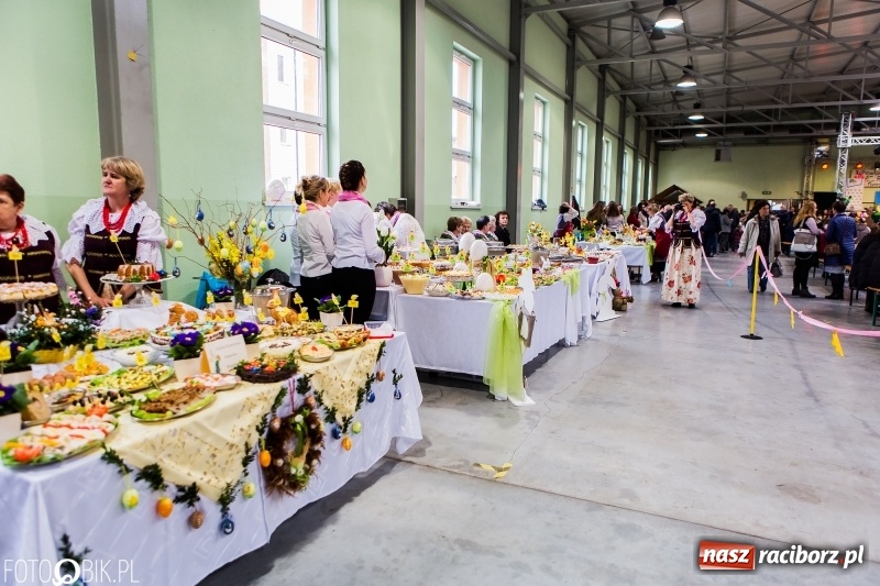 Zdjęcie w galerii na portalu naszraciborz.pl: Wielkanocne Stoły w Pietrowicach Wielkich, czyli smaki ziemi raciborskiej 2018 wiadomości z regionu