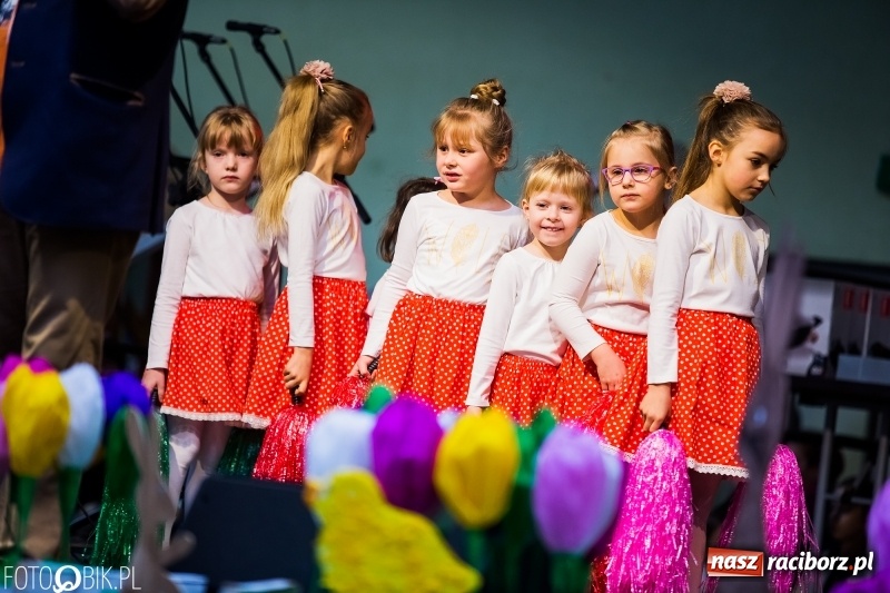 Zdjęcie w galerii na portalu naszraciborz.pl: Wielkanocne Stoły w Pietrowicach Wielkich, czyli smaki ziemi raciborskiej 2018 wiadomości z regionu