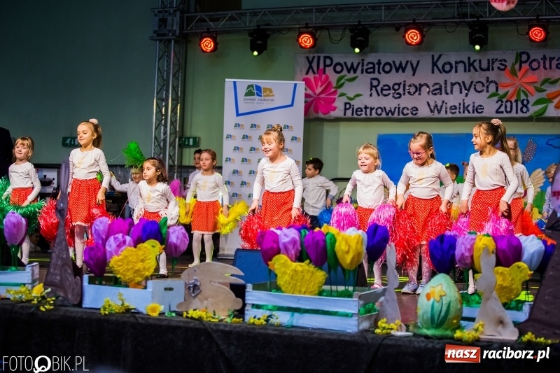Zdjęcie w galerii na portalu naszraciborz.pl: Wielkanocne Stoły w Pietrowicach Wielkich, czyli smaki ziemi raciborskiej 2018 wiadomości z regionu