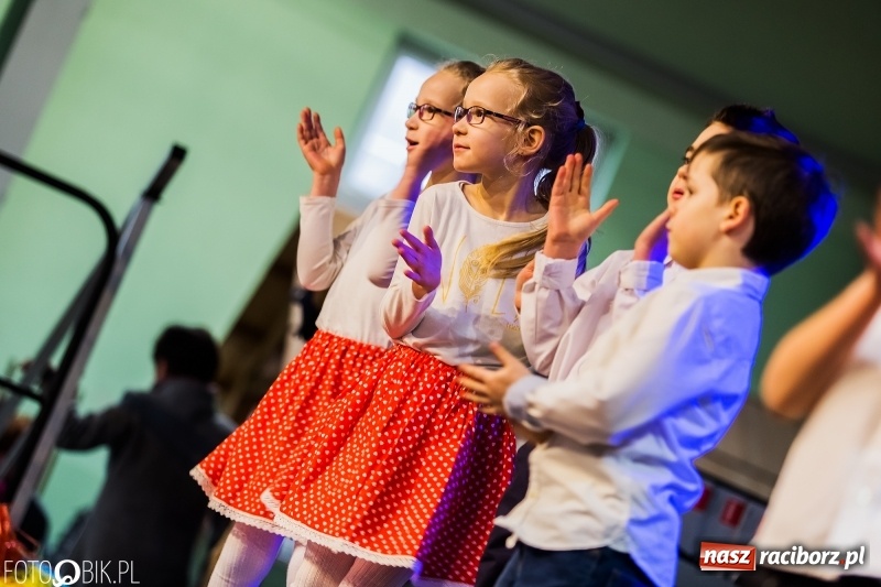 Zdjęcie w galerii na portalu naszraciborz.pl: Wielkanocne Stoły w Pietrowicach Wielkich, czyli smaki ziemi raciborskiej 2018 wiadomości z regionu