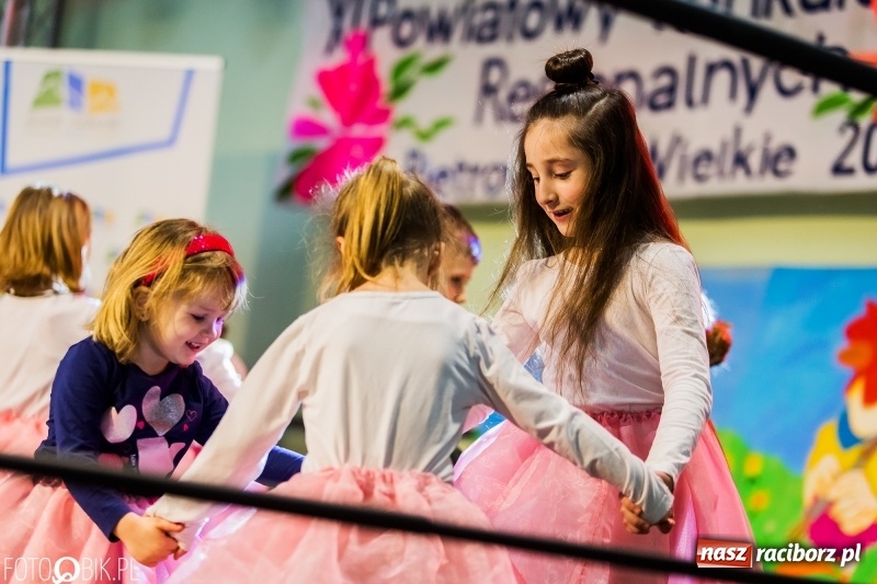 Zdjęcie w galerii na portalu naszraciborz.pl: Wielkanocne Stoły w Pietrowicach Wielkich, czyli smaki ziemi raciborskiej 2018 wiadomości z regionu