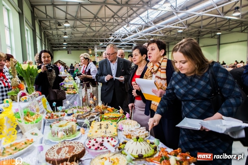 Zdjęcie w galerii na portalu naszraciborz.pl: Wielkanocne Stoły w Pietrowicach Wielkich, czyli smaki ziemi raciborskiej 2018 wiadomości z regionu