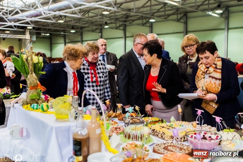 Zdjęcie w galerii na portalu naszraciborz.pl: Wielkanocne Stoły w Pietrowicach Wielkich, czyli smaki ziemi raciborskiej 2018 wiadomości z regionu