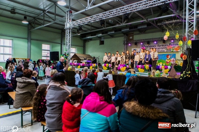 Zdjęcie w galerii na portalu naszraciborz.pl: Wielkanocne Stoły w Pietrowicach Wielkich, czyli smaki ziemi raciborskiej 2018 wiadomości z regionu