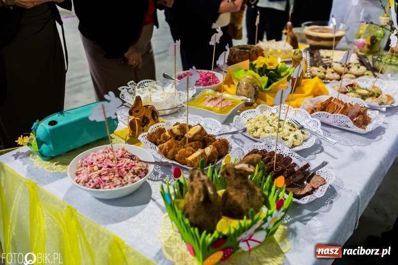 Zdjęcie w galerii na portalu naszraciborz.pl: Wielkanocne Stoły w Pietrowicach Wielkich, czyli smaki ziemi raciborskiej 2018 wiadomości z regionu