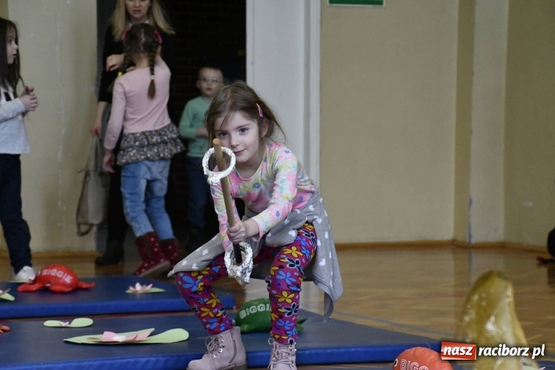 Zdjęcie w galerii na portalu naszraciborz.pl: Szkoła Podstawowa nr 18 otworzyła swoje drzwi dla najmłodszych. Powstanie klasa małych zapaśników? wiadomości z regionu