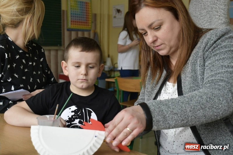 Zdjęcie w galerii na portalu naszraciborz.pl: Szkoła Podstawowa nr 18 otworzyła swoje drzwi dla najmłodszych. Powstanie klasa małych zapaśników? wiadomości z regionu