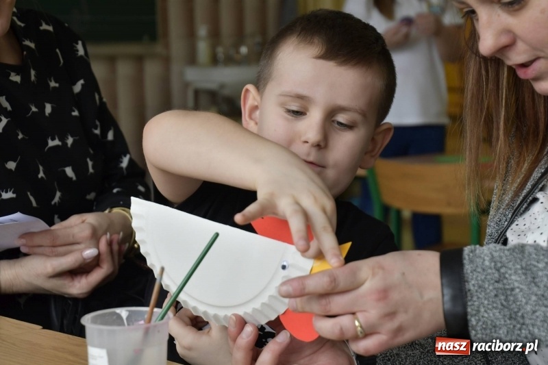 Zdjęcie w galerii na portalu naszraciborz.pl: Szkoła Podstawowa nr 18 otworzyła swoje drzwi dla najmłodszych. Powstanie klasa małych zapaśników? wiadomości z regionu