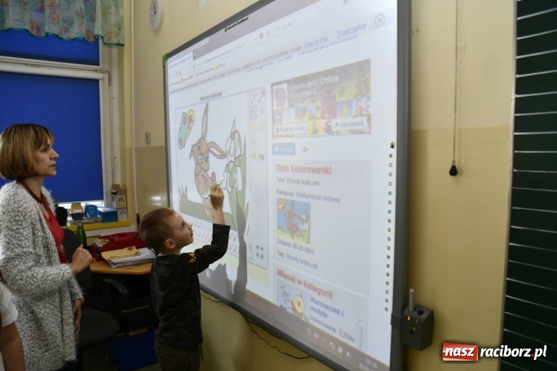 Zdjęcie w galerii na portalu naszraciborz.pl: Szkoła Podstawowa nr 18 otworzyła swoje drzwi dla najmłodszych. Powstanie klasa małych zapaśników? wiadomości z regionu