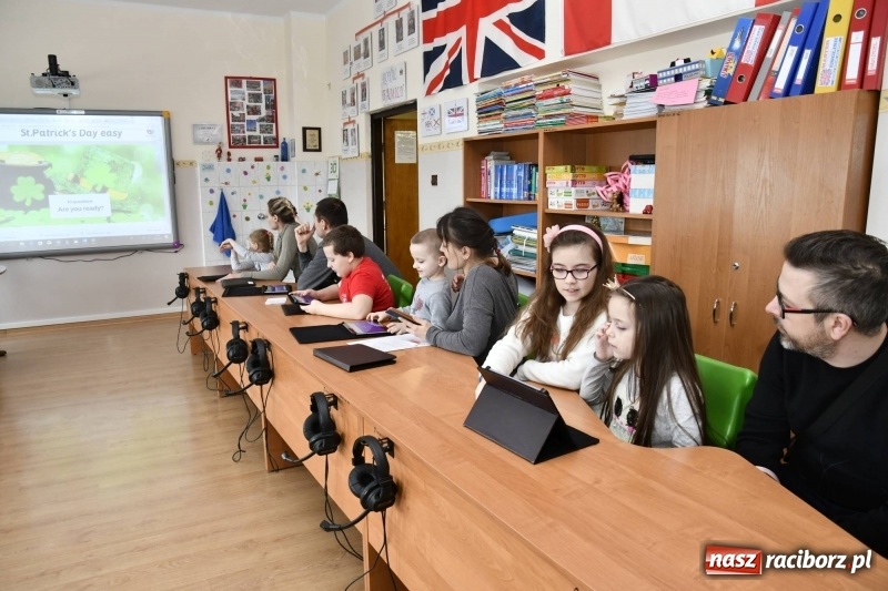 Zdjęcie w galerii na portalu naszraciborz.pl: Szkoła Podstawowa nr 18 otworzyła swoje drzwi dla najmłodszych. Powstanie klasa małych zapaśników? wiadomości z regionu