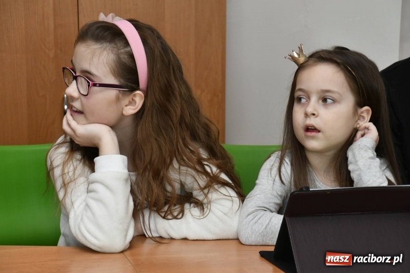 Zdjęcie w galerii na portalu naszraciborz.pl: Szkoła Podstawowa nr 18 otworzyła swoje drzwi dla najmłodszych. Powstanie klasa małych zapaśników? wiadomości z regionu