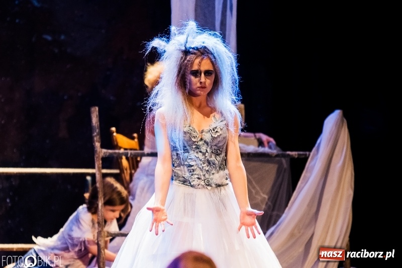 Zdjęcie w galerii na portalu naszraciborz.pl: Usłyszeć srebrną Lunę, czyli rzecz o boginiach słowiańskich [VIDEO] wiadomości z regionu