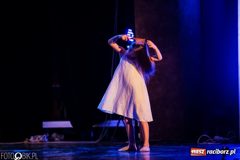 Zdjęcie w galerii na portalu naszraciborz.pl: Usłyszeć srebrną Lunę, czyli rzecz o boginiach słowiańskich [VIDEO] wiadomości z regionu