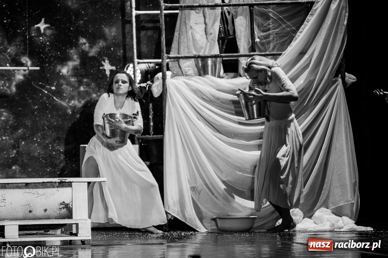 Zdjęcie w galerii na portalu naszraciborz.pl: Usłyszeć srebrną Lunę, czyli rzecz o boginiach słowiańskich [VIDEO] wiadomości z regionu