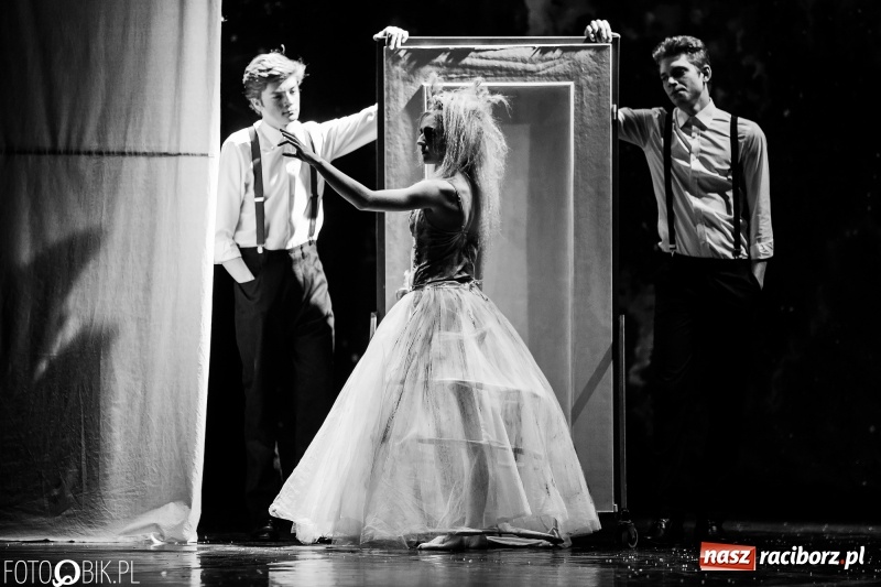 Zdjęcie w galerii na portalu naszraciborz.pl: Usłyszeć srebrną Lunę, czyli rzecz o boginiach słowiańskich [VIDEO] wiadomości z regionu