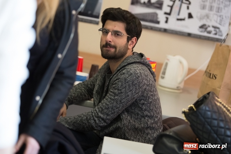 Zdjęcie w galerii na portalu naszraciborz.pl: W Instytucie Architektury PWSZ trwają obrony dyplomów inżynierskich  wiadomości z regionu