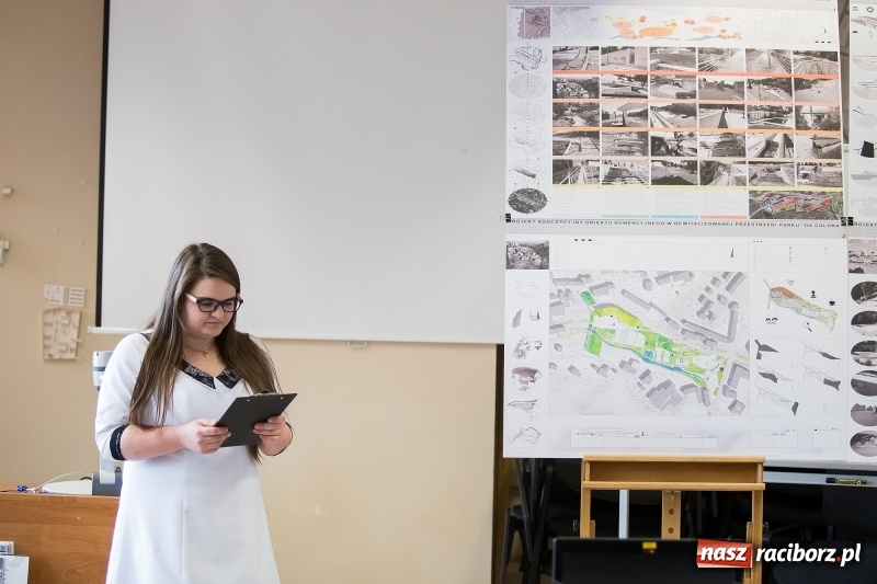 Zdjęcie w galerii na portalu naszraciborz.pl: W Instytucie Architektury PWSZ trwają obrony dyplomów inżynierskich  wiadomości z regionu