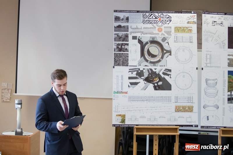 Zdjęcie w galerii na portalu naszraciborz.pl: W Instytucie Architektury PWSZ trwają obrony dyplomów inżynierskich  wiadomości z regionu