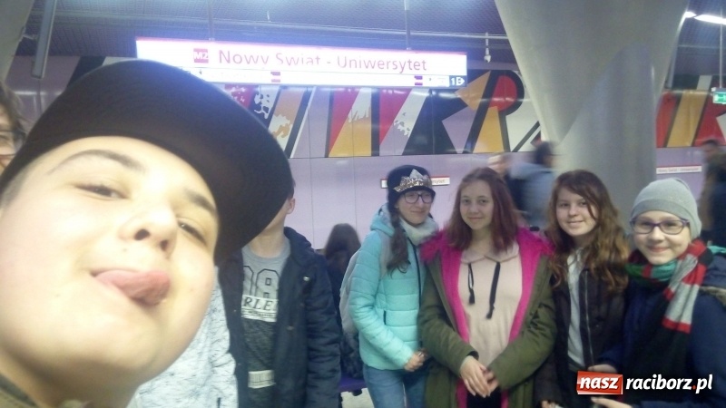 Zdjęcie w galerii na portalu naszraciborz.pl: Uczniowie z Rud bili rekord Guinnessa  wiadomości z regionu