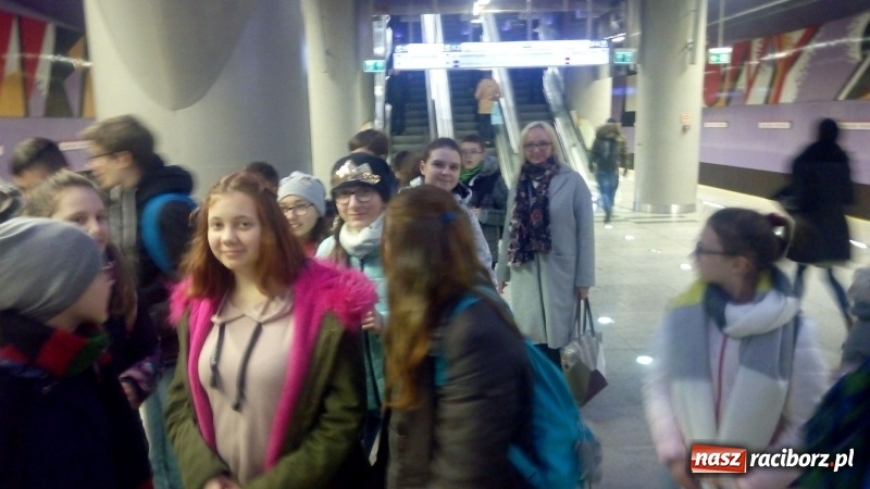 Zdjęcie w galerii na portalu naszraciborz.pl: Uczniowie z Rud bili rekord Guinnessa  wiadomości z regionu