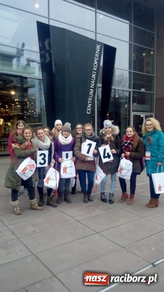 Zdjęcie w galerii na portalu naszraciborz.pl: Uczniowie z Rud bili rekord Guinnessa  wiadomości z regionu