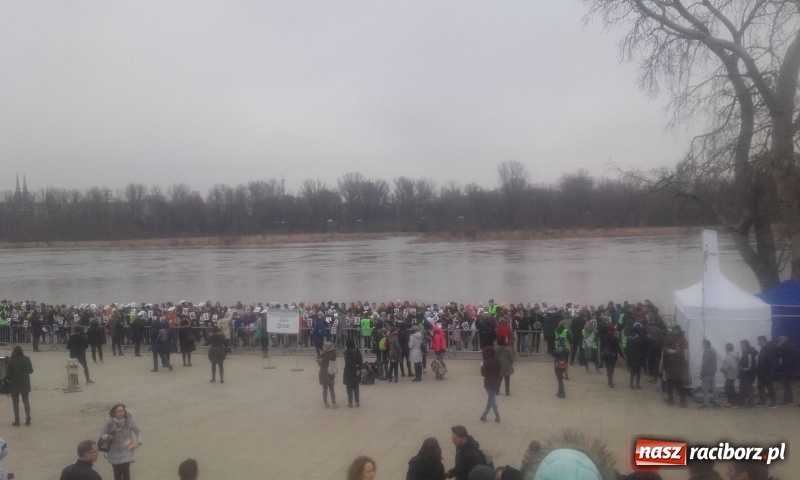 Zdjęcie w galerii na portalu naszraciborz.pl: Uczniowie z Rud bili rekord Guinnessa  wiadomości z regionu