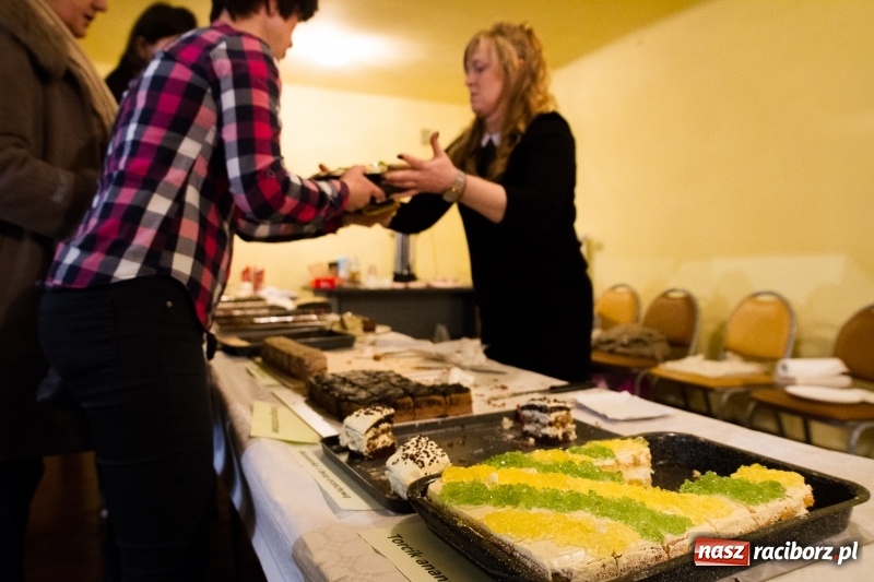 Zdjęcie w galerii na portalu naszraciborz.pl: Kiermasz Wielkanocny w Krzanowicach FOTO  wiadomości z regionu