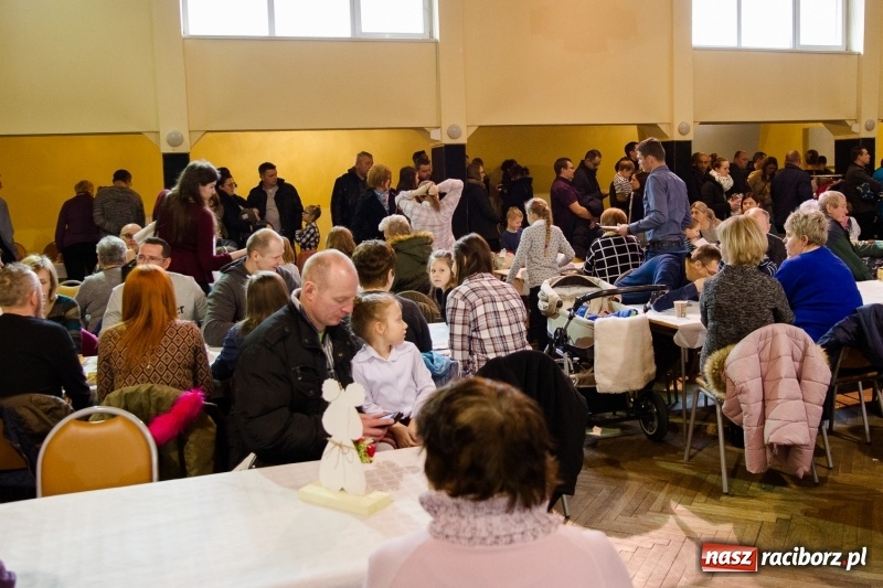 Zdjęcie w galerii na portalu naszraciborz.pl: Kiermasz Wielkanocny w Krzanowicach FOTO  wiadomości z regionu