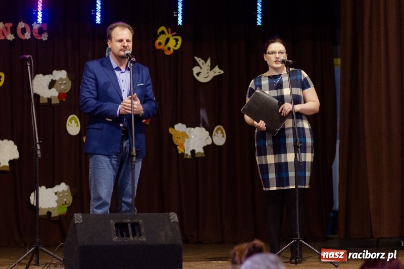 Zdjęcie w galerii na portalu naszraciborz.pl: Kiermasz Wielkanocny w Krzanowicach FOTO  wiadomości z regionu