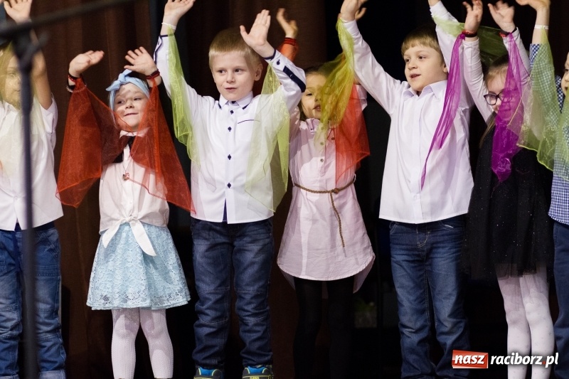 Zdjęcie w galerii na portalu naszraciborz.pl: Kiermasz Wielkanocny w Krzanowicach FOTO  wiadomości z regionu