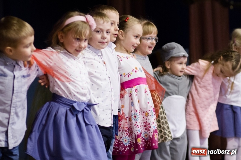 Zdjęcie w galerii na portalu naszraciborz.pl: Kiermasz Wielkanocny w Krzanowicach FOTO  wiadomości z regionu