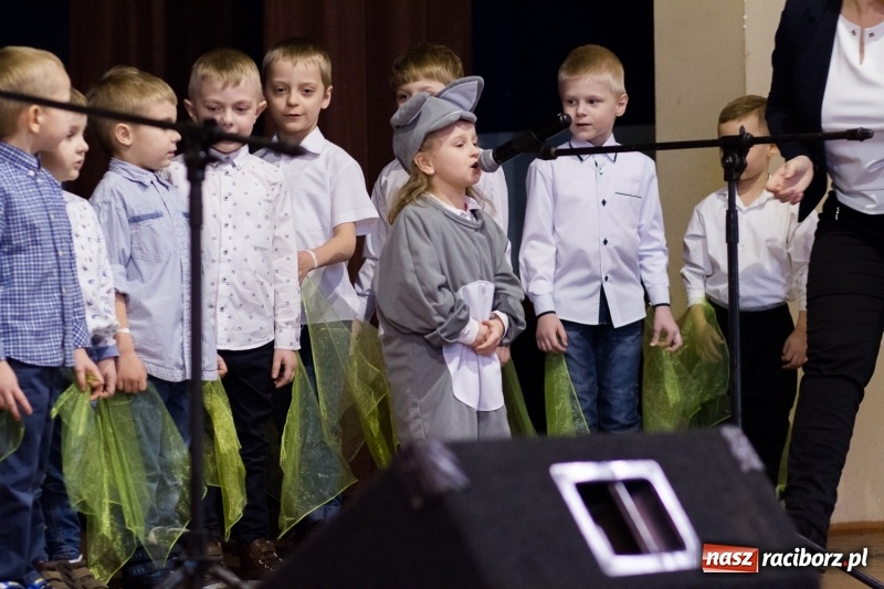 Zdjęcie w galerii na portalu naszraciborz.pl: Kiermasz Wielkanocny w Krzanowicach FOTO  wiadomości z regionu